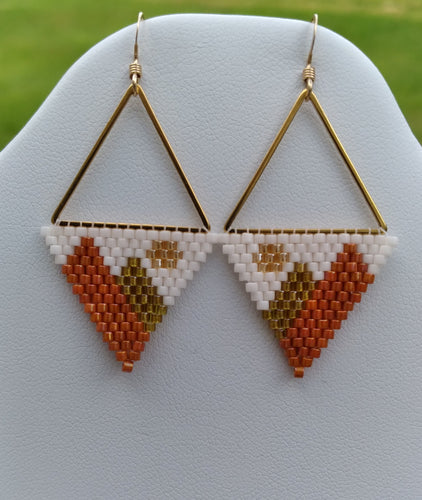 Mountain scene earrings - Lively Accents