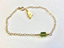 Load image into Gallery viewer, Maine Green Tourmaline Gold Chain Bracelet - Lively Accents