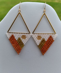 Mountain scene earrings - Lively Accents