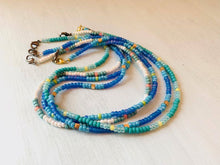 Load image into Gallery viewer, Mask lanyards - Lively Accents