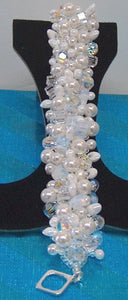 White Elegance - Lively Accents