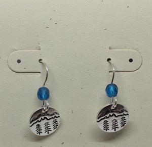 Mountain and trees earrings - Lively Accents