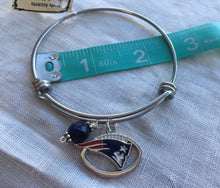 Load image into Gallery viewer, New England Patriots Expandable bangle - Lively Accents