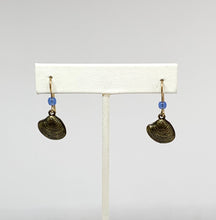 Load image into Gallery viewer, Clam Shell Earrings - Lively Accents