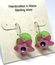 Load image into Gallery viewer, Lucite Flower Earrings - Lively Accents