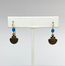 Load image into Gallery viewer, Scallop Shell Earrings - Lively Accents