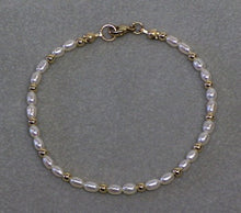 Load image into Gallery viewer, Freshwater Pearl Necklace, Earring  and Bracelet Set - Lively Accents
