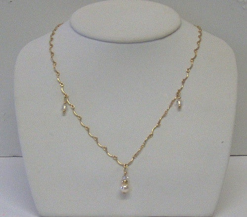 Gold and Pearls - Lively Accents