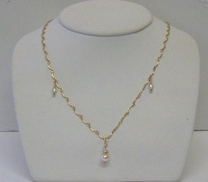 Gold and Pearls - Lively Accents